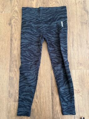 Womens Animal Print Gymshark Black and Charcoal Leggings Size L
